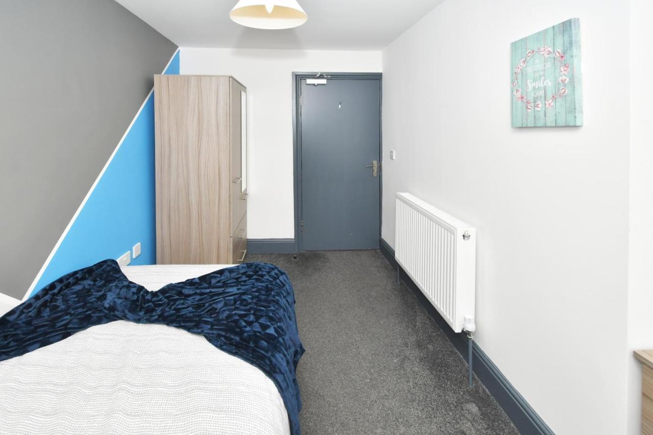 Townhouse @ Chiltern Place Newcastle Under Lyme Silverdale  Dış mekan fotoğraf