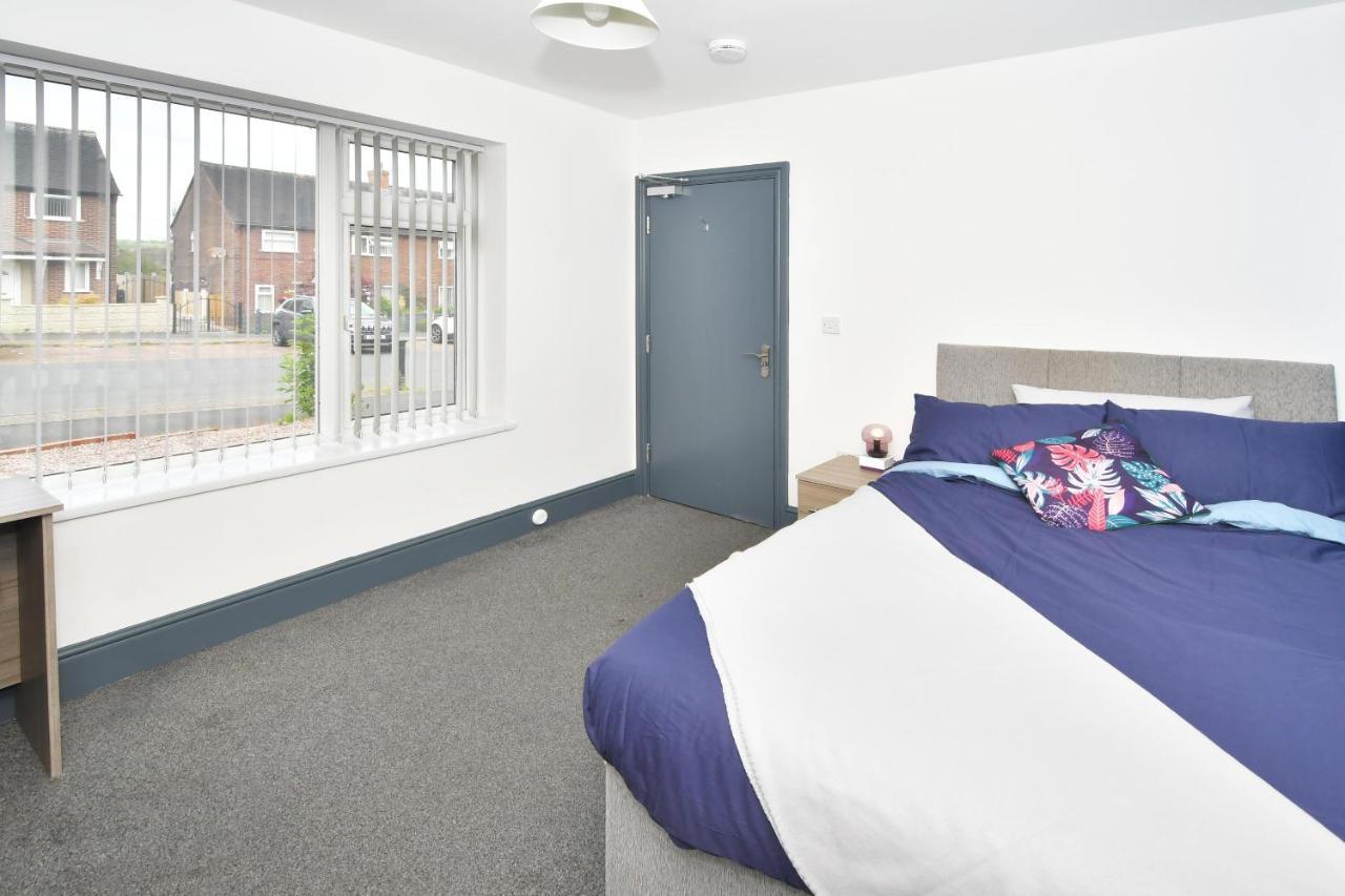 Townhouse @ Chiltern Place Newcastle Under Lyme Silverdale  Dış mekan fotoğraf